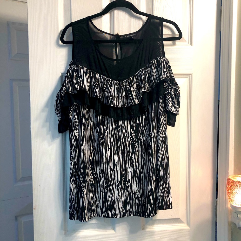 EUC cold shoulder top size 18/20